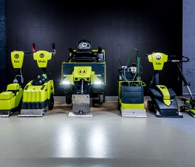 Odstranění starých podlahových krytin: Strippery a jejich použití