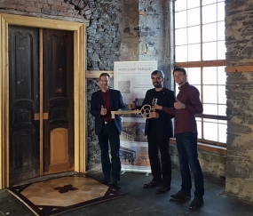 Evropští parketáři pomohou s obnovou zámku v Dahlen